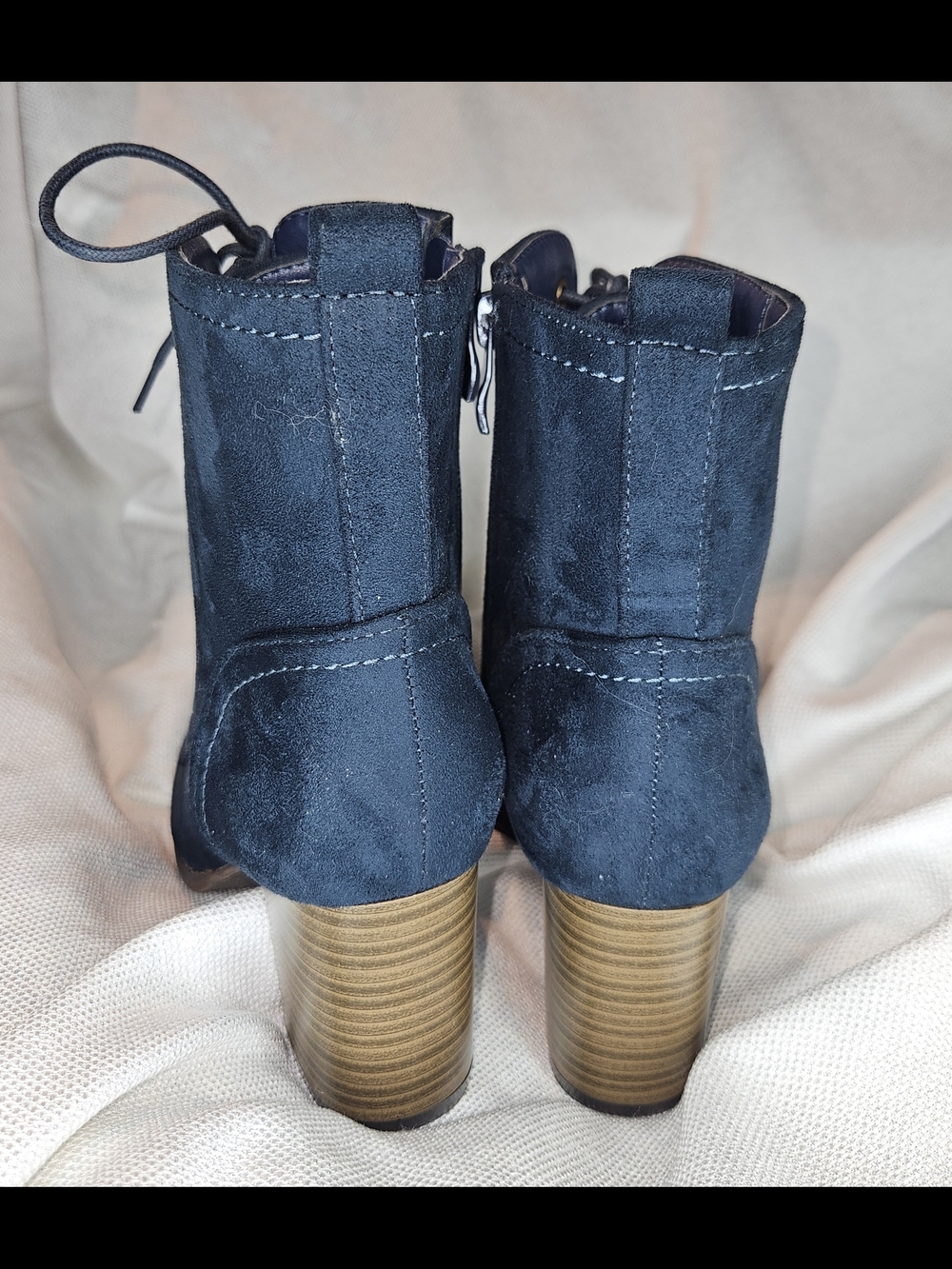 Journee Collection Baylor Navy Lace-Up Suede Ankle Boots Size 7 - Picture 3 of 7
